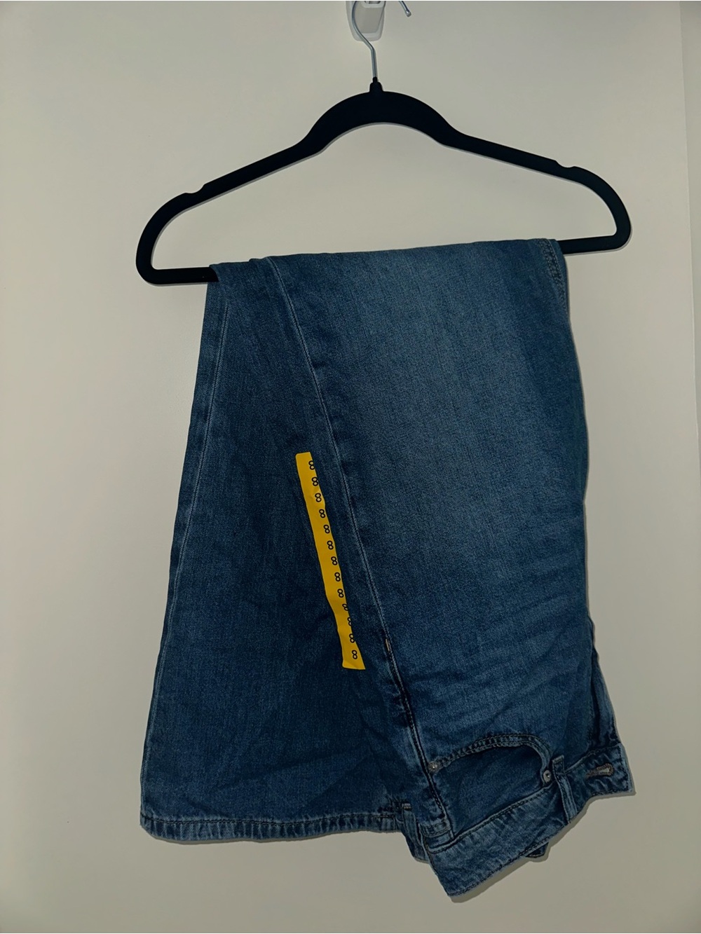 Aero High Rise Wide Leg Jeans (Size 8)